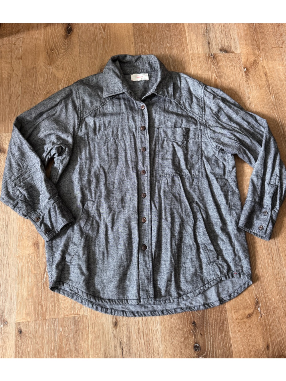 Xirena Gray Denim Button Down Shirt Size‎ S